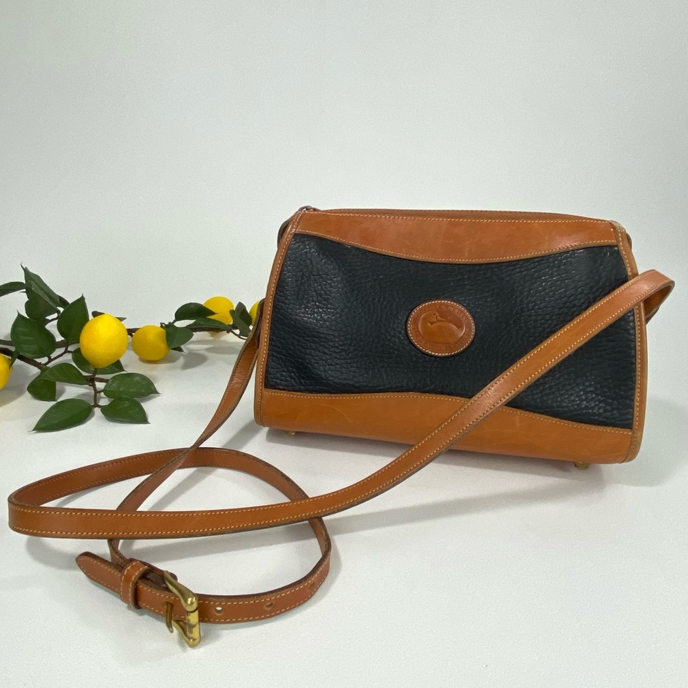 Vintage Dooney & Bourke All Weather Leather Classic Zip Top Black British Tan